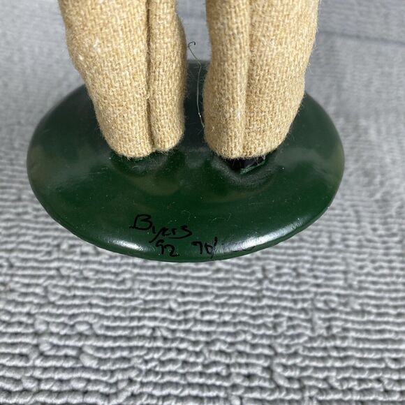 VTG‎ 1992 Byers Choice Carolers Signed Limited Edition 13” Holding Sheet Music - Picture 8 of 8